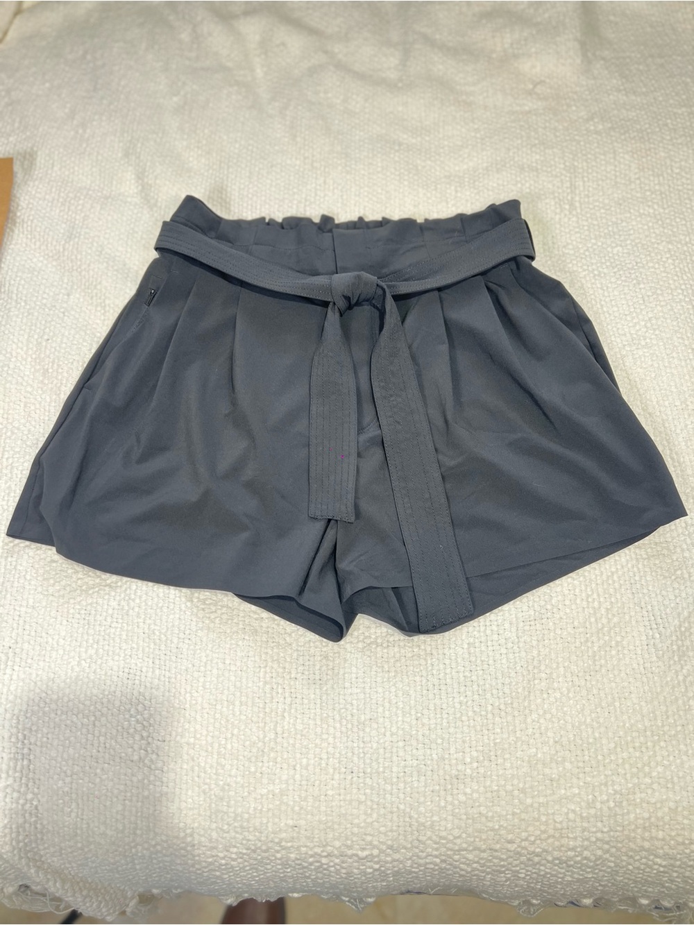 Athleta Black High-Rise Paperbag Waist‎ Tie-Belt Shorts - Picture 9 of 13